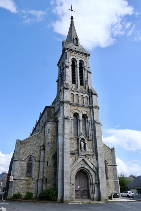 This beautiful church in Normandy always catches my eye. It's right in the middle of the charming village of Sartilly not far from Mont Saint-Michel #Normandy #Normandie #France #FrenchArchitecture #FrenchChurch #FrenchVillage #CharmingFrenchVillages European Churches Architecture, Church Drawing, Gothic Architecture Drawing, Medieval Church, English Architecture, Romanesque Architecture, Normandie France, Building Front, Cathedral Architecture