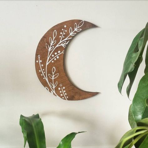 Wood Moon, Celestial Decor, Small Macrame, Wood Painting Art, Moon Wall Art, Moon Decor, Moon Gifts, Moon Wall, Wall Hanging Diy