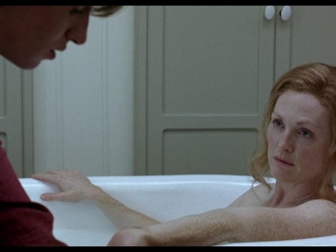 Savage Grace, Julianne Moore