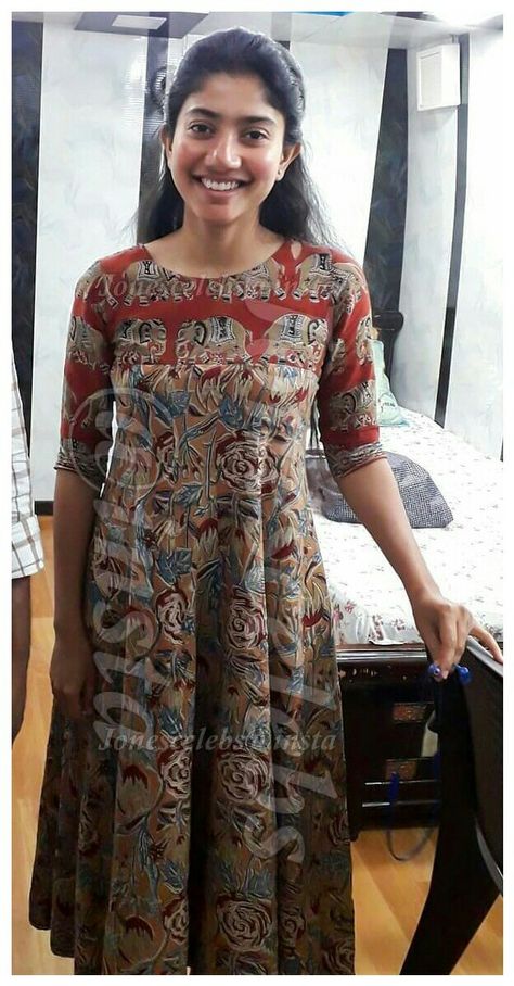 Yoke Frock Designs For Women, Yoke Frock For Women, Kalamkari Churidar Designs, Kalamkari Anarkali Designs, Kalamkari Suit Designs, Kalamkari Kurti Designs Latest, Yoke Designs For Kurtis, Nighty Designs Indian Cotton, Dress Materials Indian Cotton