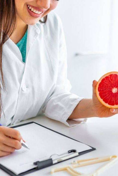 Nutritionist Career, Making Healthy Food, Nutritionist Dietitian, Flatter Stomach, Nutrition Course, Registered Dietitian Nutritionist, Food Choices, Registered Dietitian, Healthy Food Choices