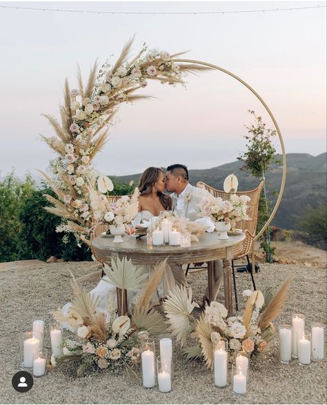 Boho Chic Backdrop, Boho Theme Wedding, Bohemian Wedding Arch, Wedding Centerpieces Ideas, Boho Centerpiece, Boho Wedding Arch, Boho Wedding Colors, Filipiniana Wedding, Bride Groom Table