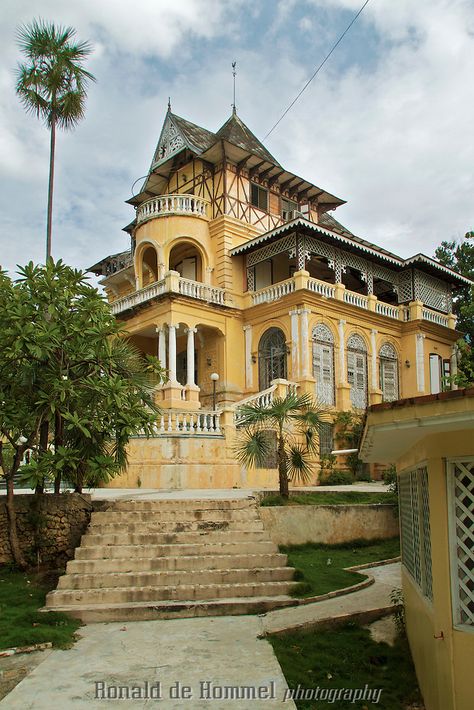 Gingerbread homes Haiti | Ronald de Hommel Archive Haiti Architecture, Haitian Architecture, Case Creole, Haitian Culture, Architecture Unique, Gingerbread Houses, West Indies, Classic House, Elegant Homes