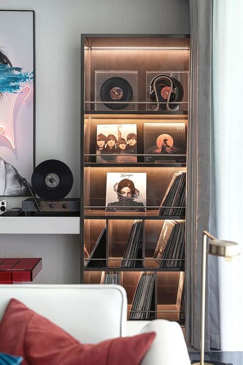 Vinyl Record Room, Record Display Shelf, Soft Autumn Color Palette, Autumn Color Palette, Home Music Rooms, Music Corner, Vinyl Room, Record Room, Vinyl Display