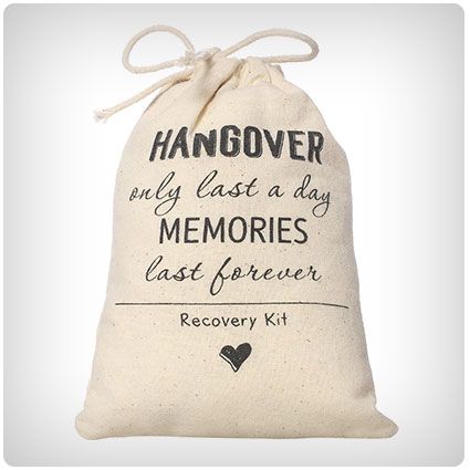 Hangover Kit Ideas, Party Hangover Kit, Hangover Bag, Hangover Recovery Kit, Hangover Kit Bags, Wedding Favors Diy, Travel Party Theme, Welcome Kit, Hangover Kit