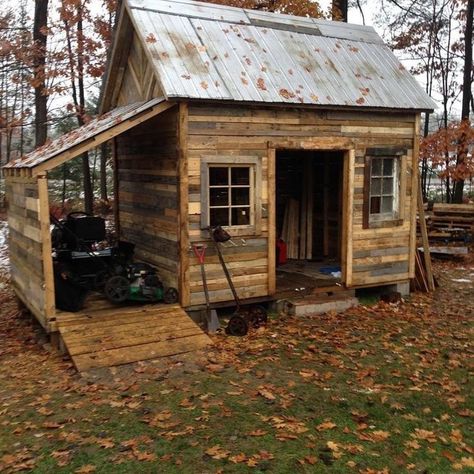 Pallet Cabin, Pallet Building, Backyard Storage Sheds, Pallet Shed, Wooden Cabin, Pallet House, Backyard Storage, Wooden Pallet Furniture, Pallet Sofa