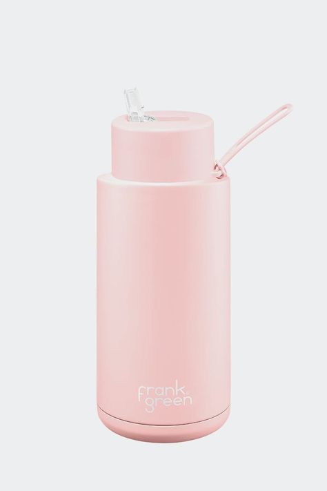 Green Inspo, Girls Water Bottles, Frank Green, Trendy Water Bottles, Pink Water Bottle, School Bag Essentials, Cute Birthday Ideas, Green Drinks, Cute Water Bottles