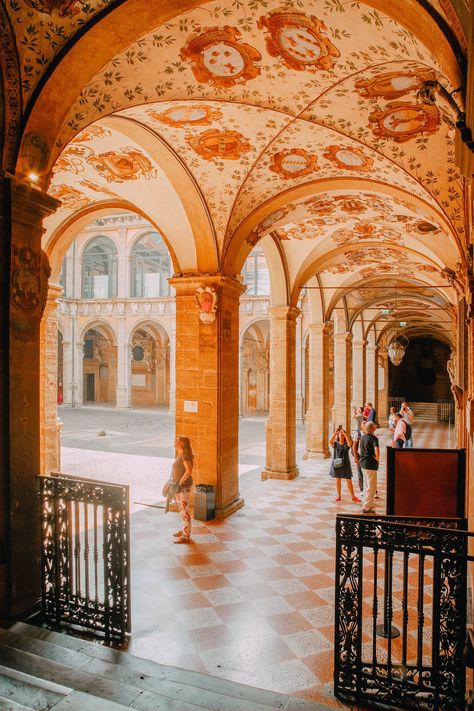 12 Best Things To Do In Bologna, Italy - Hand Luggage Only - Travel, Food & Photography Blog Bologna Italy Aesthetic, Vacation Song, University Of Bologna, Italy Bologna, India Vacation, Best Places In Italy, Kashmir Tour, Italy Vibes, Cities In Italy