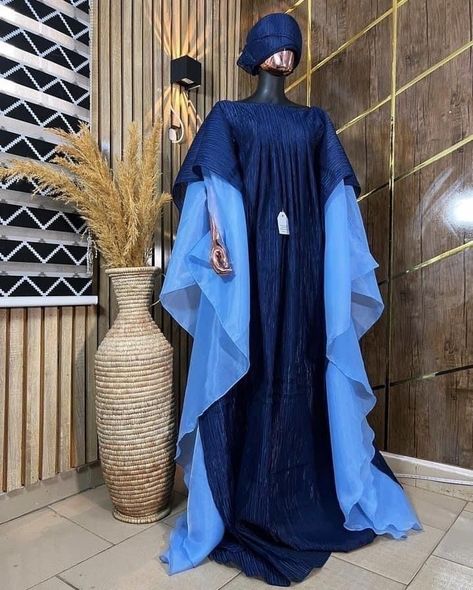 Combination organdi with duchest. Classy Bubu Styles, Street Style Women Chic, Boubou Styles For Women, Bubu Gown Styles, Modest Dresses Fashion, Kaftan Designs, Chic Dress Classy, African Inspired Clothing, African Fashion Traditional