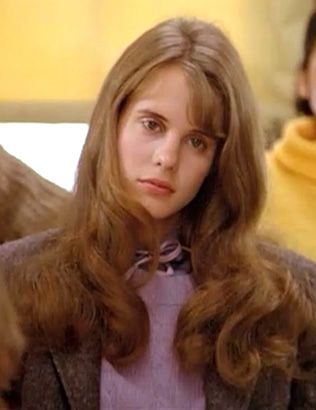 Lori Singer as Julie Miller on Fame Lori Singer, Julie Miller, Famous Stars, The School, Personalities, Tv Series, New Look, Actors, Celebrities