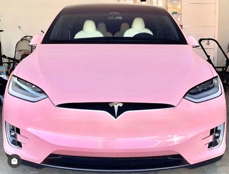 🧚🏼‍♀️ Fairytopia 🧚🏼‍♀️ Pink Car Interior, Pink Tesla, Tesla Aesthetic, Pink Car Accessories, Barbie Car, Cars Theme Birthday Party, Girly Car, Lux Cars, Tesla Car