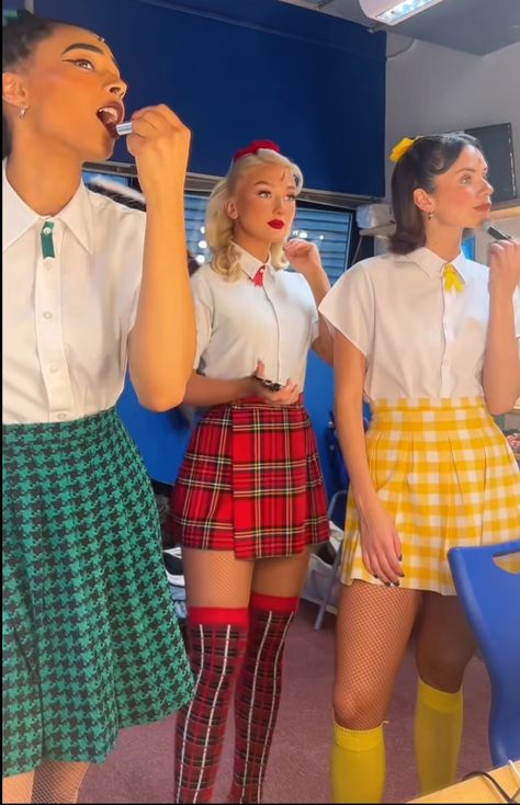 Heathers Makeup, Heathers Aesthetic Outfit, Heathers The Musical Cosplay, Heather Chandler Halloween Costume, Heathers Halloween Costume Group, Heather Duke Outfit, Heather Aesthetic Outfit, Heathers Uk Tour 2023, Heather Mcnamara Halloween Costume