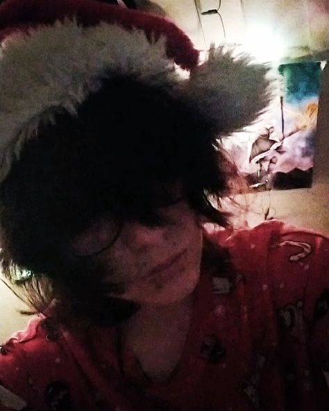 emo scene fashion alt goth punk cosplay creepypasta rawr xd emo boy scene fashion alt Christmas Pfp Boy, Emo Christmas Pfp, Emo Christmas Aesthetic, Emo Christmas, Emo Scene Aesthetic, Christmas Pfps, Emo Couples, Sam Trick R Treat, Transition Goals