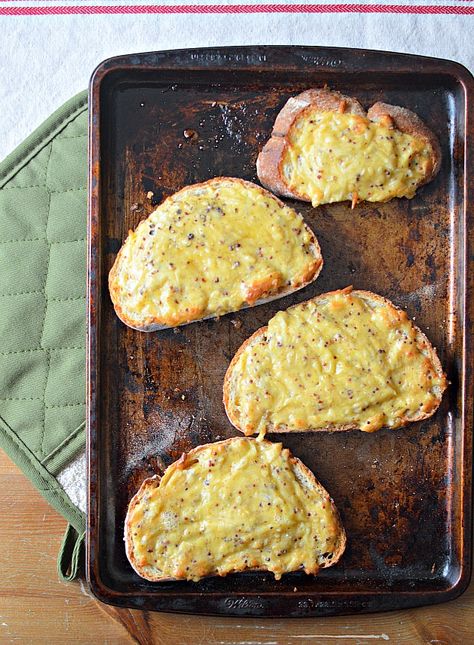 Irish Cheese Toasties, Cheese Toastie Recipes, Irish Cheese, Cheese Toasties, Cheesy Sandwich, Cheese Toastie, Irish Tea, Thanksgiving Brunch, Irish Cuisine