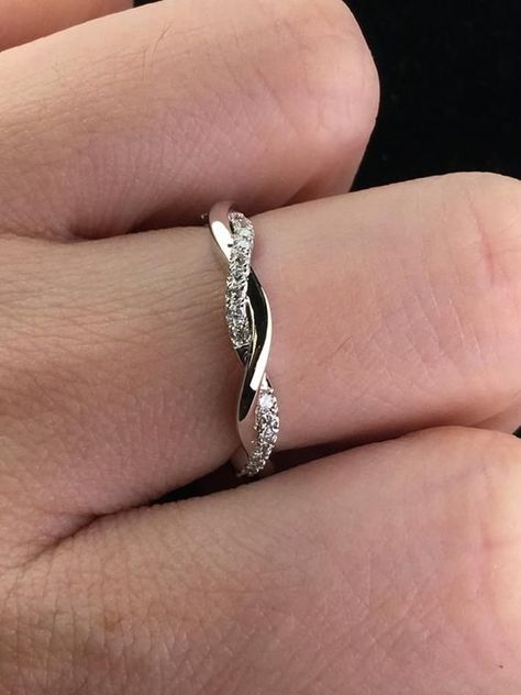 20 Year Anniversary Wedding Rings, Twisted Wedding Rings, Feminine Wedding Band, Women Wedding Bands With Engagement Ring, Women’s Wedding Bands, Wedding Bands For Women White Gold, Female Wedding Bands, White Gold Wedding Bands Women, Platinum Wedding Bands