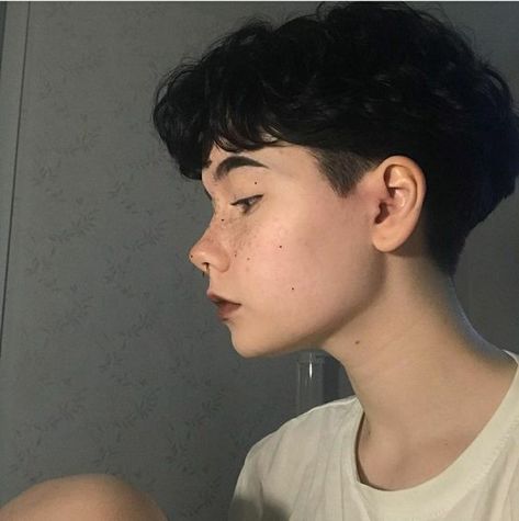 Androgynous Hair, Hair Inspiration Short, Shot Hair Styles, Hair Reference, Short Hair Haircuts, Cut My Hair, Short Curly Hair, Dream Hair, Aesthetic Hair