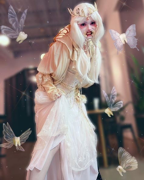 Creepy Fairy Costume, Scary Tooth Fairy Costume, Scary Tooth Fairy, Tooth Fairy Cosplay, Tooth Fairy Makeup, Creepy Makeup Halloween, Creepy Tooth Fairy, Tooth Fairy Halloween, Tooth Fairy Costume