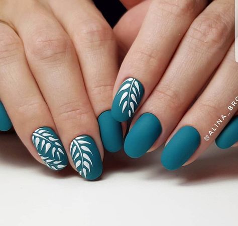 Fall Nails Matte Short, Summer Nails Matte, Nail Halloween, Blue Matte Nails, Halloween Nail Art Ideas, 3d Nail Art Designs, August Nails, Teal Nails, Fantasy Nails