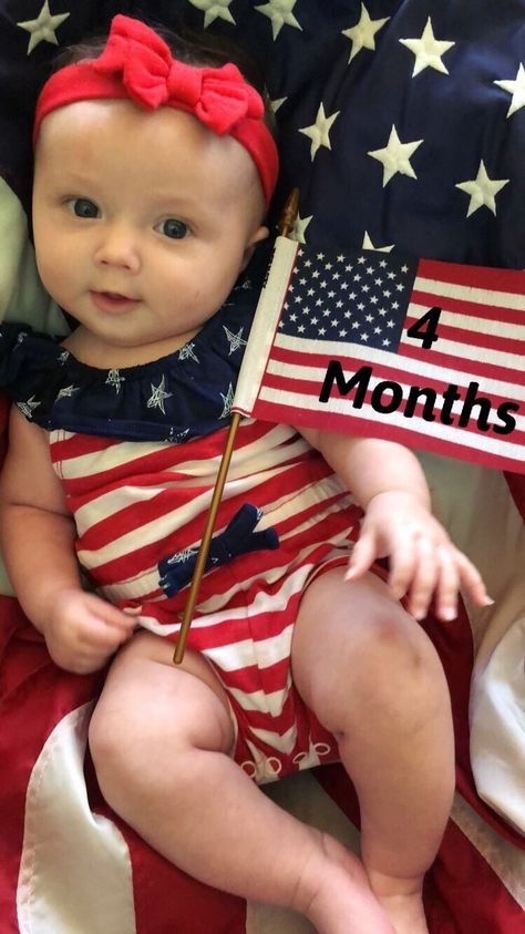 Fourth Of July Baby Pictures, 4th Of July Baby Pictures, July Newborn, Americana Cottage, First Fourth Of July, 4th Of July Pics, July Pictures, Baby Holiday Photos, 4th Of July Photography