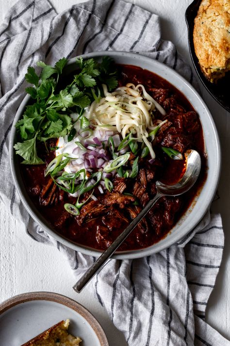 Texas-Style Beef Short Rib Chili, Two Ways - Cooking with Cocktail Rings Short Ribs Chili Recipe, Short Rib Chili, Texas Style Chili, Beef Chilli, Braising Recipes, Texas Beef, Homemade Cornbread, Brown Sauce, Short Rib