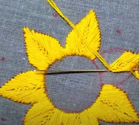 Embroider Sunflowers, Sunflower Petals, Lazy Daisy Stitch, How To Shade, Embroidery Tutorial, Different Stitches, Embroidery Stitches Tutorial, Hand Embroidery Projects, Cross Patterns