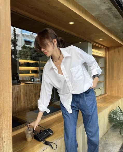 Button Up Shirt Outfit Women Masculine, Women Dressing Masculine, Feminine But Masculine Outfits, Business Casual Outfits For Masc Women, Casual Boyish Outfits, Masculine And Feminine Outfits, Casual Masc Outfits For Women, Formal Masc Outfits For Women, Boyish Outfit Ideas