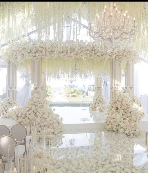 Upscale Wedding Decor, Elegant Wedding Colors, Pastel Wedding Theme, Renew Vows, Wedding Chuppah, Ceremony Outdoor, Dream Wedding Reception, Church Wedding Decorations, Wedding Stage Design