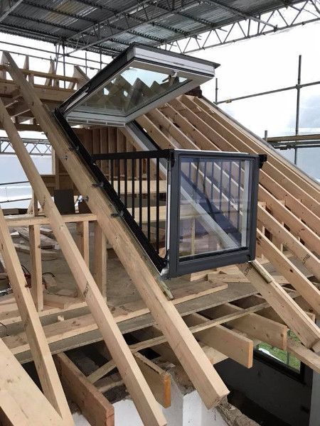 Loft Conversion Balcony, Velux Cabrio, Roof Balcony, Balcony Roof, Attic Bedroom Designs, Roof Windows, Balcony Window, Attic Loft, Shop Barndominium