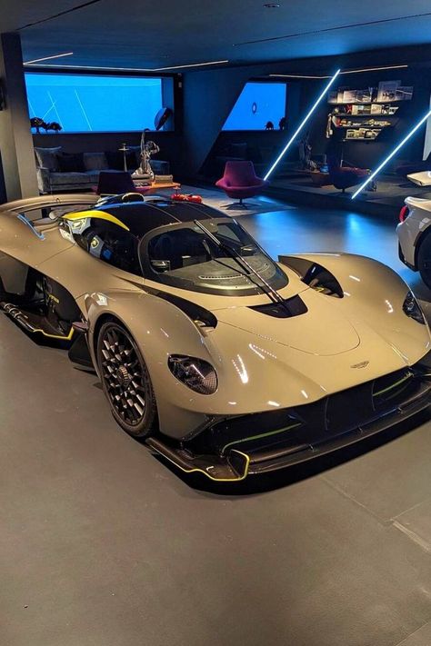 Aston Martin Valkyrie Aston Martin Sports Car, Aston Martin Valkyrie, Modded Cars, Cars Old, Aston Martin Cars, Pimped Out Cars, Dream Cars Jeep, Interior Car, Car Aesthetic