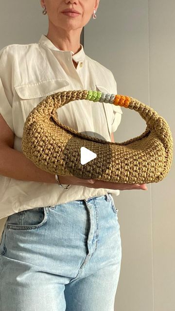 Raffia Bag Pattern, Crochet Raffia Bag, Raffia Crochet, Shirt Video, Raffia Bag, Crochet Bag Pattern, Easy Crochet Patterns, Bag Pattern, I Promise