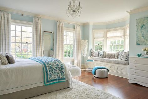 Gray and blue girl's room Bedroom White And Blue, Blue Girls Rooms, Blue Layout, Bedroom White, Trendy Bedroom, Teen Bedroom Decor, Girl Bedroom Decor, Room Design Bedroom, Bedroom Layouts