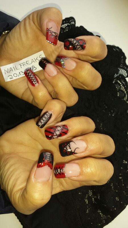 Nailart Moulin Rouge 2013! Advanced Nailfreaks! Moulin Rouge Nail Art, Moulin Rouge Nails Design, Moulin Rouge Nails, Rouge Aesthetic, Aesthetic Nails, Nails Ideas, Nails Design, Nail Designs, Nail Art