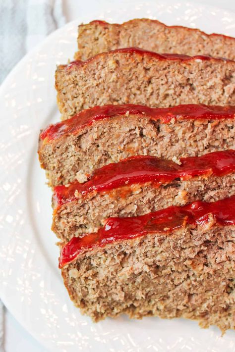 Quaker Oatmeal Meatloaf Recipe, Meatloaf With Oats, Oatmeal Meatloaf, Meatloaf Oatmeal Recipe, Simple Meatloaf, Meatloaf With Oatmeal, Easy Meatloaf Recipe, Quaker Oatmeal, Best Meatloaf