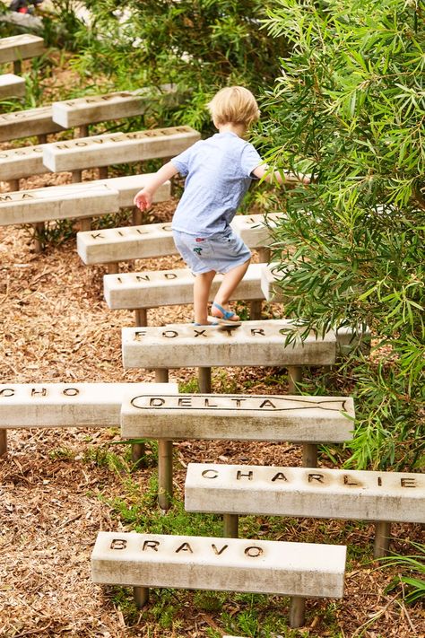 Playground Design Landscape, Dazzle Camouflage, Children Park, Natural Playground, Playground Design, Outdoor Classroom, Play Spaces, Nature Play, Contemporary Landscape