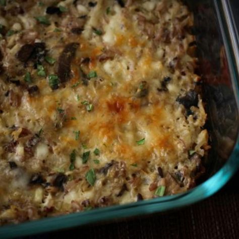 Minnesota "Nice" Wild Rice Casserole Minnesota Hot Dish, Rice Casseroles, Minnesota Wild Rice, Wild Rice Recipes, Wild Rice Casserole, Ground Beef Casserole Recipes, Great Chicken Recipes, Minnesota Nice, Rice Casserole Recipes