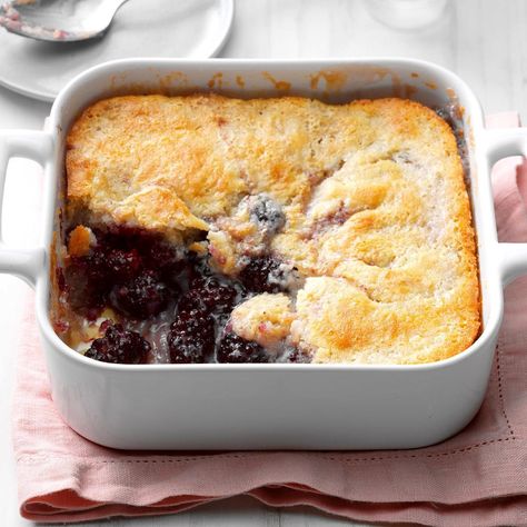 Mama’s Blackberry Cobbler Cherry Cobbler Recipe, Blackberry Cobbler Recipe, Blackberry Recipes, Berry Cobbler, Blackberry Cobbler, Cake Mug, Blueberry Cobbler, Paleo Desserts, Cobbler Recipe