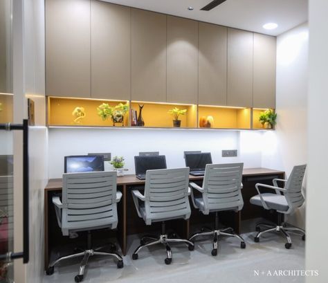 N+A Studio | N+A Architects | Aurangabad – Interiorlover Projects Advocate Office Interior, Advocate Office, Study Hall, Partition Walls, Office Idea, Office Interior Design Modern, Kebaya Dress, Small Home Offices, Monochrome Palette