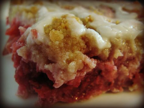 Rhubarb Slab Pie, Raspberry Rhubarb Pie, Raspberry Rhubarb, Rhubarb Desserts, Slab Pie, Raspberry Pie, Sheet Cake Recipes, Rhubarb Recipes, Strawberry Rhubarb