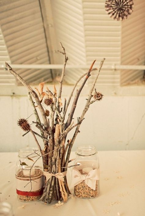 Twig Centerpieces, Inexpensive Wedding Centerpieces, Unique Wedding Centerpieces, Cheap Wedding Centerpieces, Expensive Flowers, Wedding Centerpiece Ideas, Unique Wedding Flowers, Wedding Floral Centerpieces, Unique Centerpieces