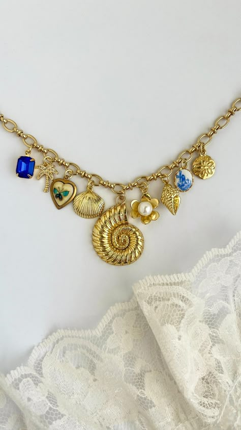 Elegant Flair | build the perfect summer charm necklace with me 🦋🐚 #summerjewelry #charmnecklace #styleinspo #europeansummer #coastalstyle… | Instagram Summer Charm Necklace, Diy Charm Necklace, Charm Necklace Aesthetic, Charm Necklace Ideas, Chunky Jewelry Necklace, Charm Necklace Diy, Taxidermy Jewelry, Diy Jewelry Charms, Custom Charm Necklaces