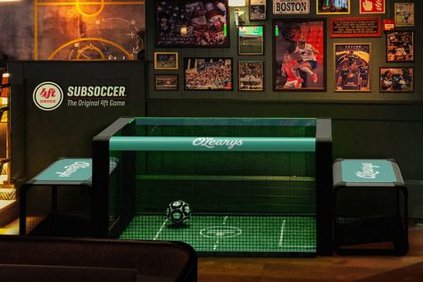 American Sports Bar, Gamer Ideas, Game Lounge, Sport Bar Design, Gaming Lounge, Game House, Sport Bar, Game Cafe, Crossfit Box