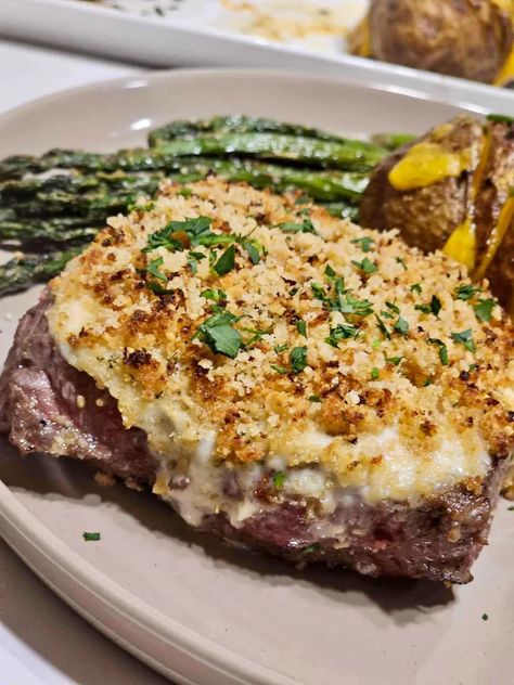 Parmesan Crusted Steak - Krystel's Cooking Pepper Crusted Steak, Longhorn Parmesan Crusted Steak, Crusted Steak Recipe, Parmesan Ranch Dressing, Parmesan Steak, Parmesan Crusted Steak, Crusted Steak, Steak Toppings, Pan Fry Steak