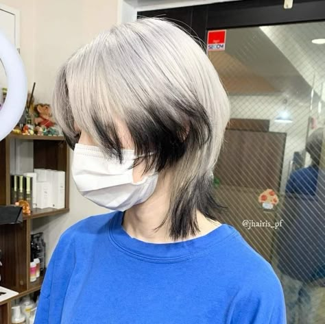 Short Bleached Hair Ideas, White And Black Hair, Haircut Tips, Trendy Bob, Trendy Bob Hairstyles, Dyed Hair Inspiration, Hair Inspiration Short, Hair Tips Video, Pretty Hair Color