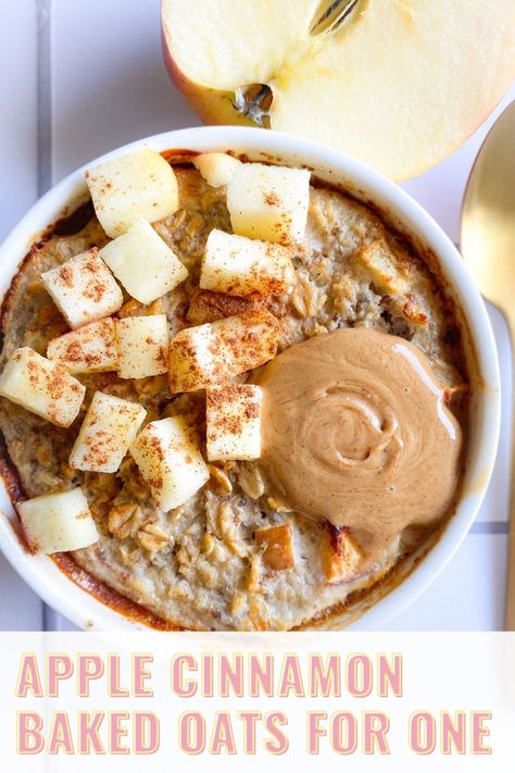 Baked Oats For One, Cinnamon Baked Oats, Single Serve Breakfast, Baking With Applesauce, Baked Apple Oatmeal, Baked Oatmeal Recipe, Oatmeal Diet, Apple Cinnamon Oatmeal, Protein Baking