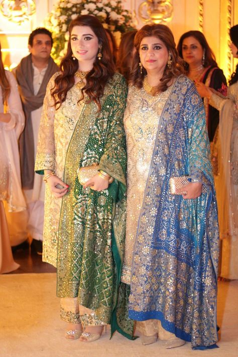 Blue grey outfit Kamdani Dresses Pakistan, Pakistani Bridal Couture, Pakistani Party Wear Dresses, Pakistan Dress, Pakistani Formal Dresses, Pakistani Party Wear, Pakistani Wedding Outfits, Salwar Kamiz, Pakistani Bridal Dresses