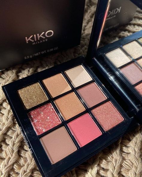 How To Glow🌟 on Instagram: "Beautiful Kiko Milano Glamour Multi Finish Eyeshadow Palette in 03 Burgundy Notes♥️ This palette contains soft mattes, subtle shimmers, one intense marble shade - red with gold glitters, and one sparkly topper shade - greenish gold✨ The palette is compact and it’s the same size as Bright Quartet eyeshadow palettes from #kikomilano ☺️" Kiko Milano Palette, Sparkly Eyeshadow Palette, Kiko Milano Eyeshadows, Kiko Eyeshadow Palette, Kiko Eyeshadow, Royal Makeup, Makeup Kiko, Kiko Makeup, Korean Eyeshadow