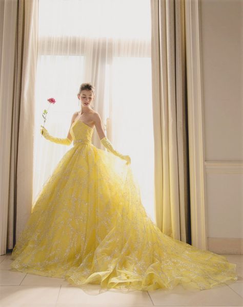 Colored Wedding Gowns, Yellow Wedding Dress, Yellow Gown, Prom Dresses Yellow, Floral Wedding Dress, Wedding Dress Pictures, Classic Wedding Dress, Yellow Wedding, Princess Wedding