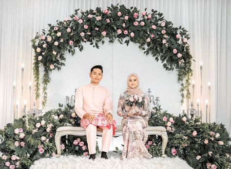 Simple decoration dais for my engagement day Dekor Nikah Simple, Dekor Pelaminan Simple, Dekor Pernikahan Simple, Malay Wedding Pelamin Simple, Pelamin Tunang Simple, Malay Engagement, Contemporary Wedding Decor, Wedding Dais, New Home Decor Ideas