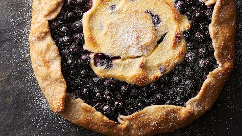 Cheesecake Galette, Berry Desserts, Blueberry Galette, Berry Pie, Cheesecake Filling, Berries Recipes, Pastry Desserts, Blueberry Recipes, Pastry Blender