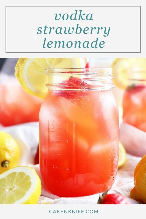 Strawberry Vodka Lemonade, Fresh Strawberry Lemonade, Easy Strawberry Lemonade, Strawberry Lemonade Cake, Homemade Strawberry Lemonade, Strawberry Simple Syrup, Strawberry Lemonade Recipe, Honey Simple Syrup, Strawberry Vodka